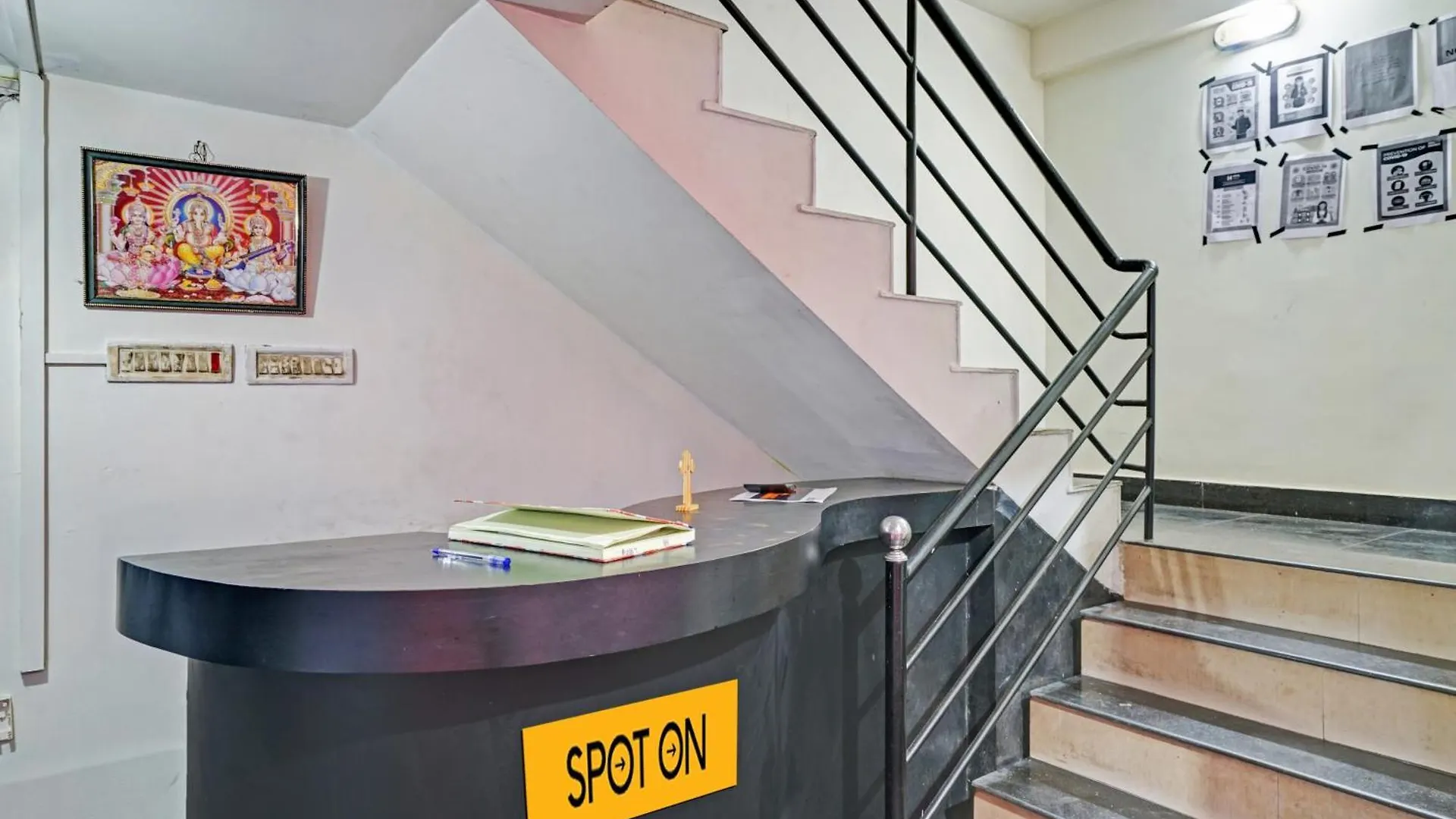 Oyo Lala Appartment Kochi 3*,  India