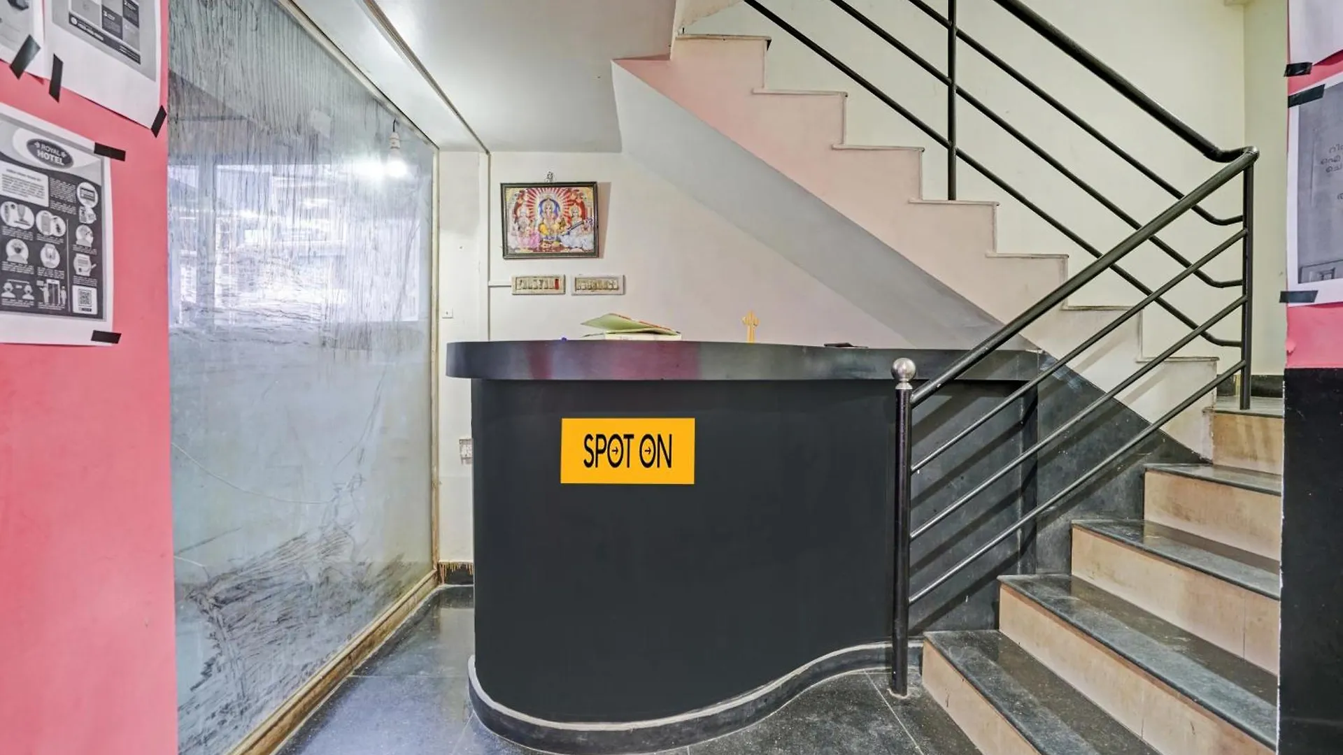 Oyo Lala Appartment Kochi Hotel